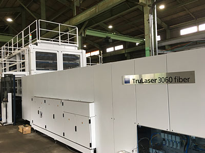 レーザー切断機